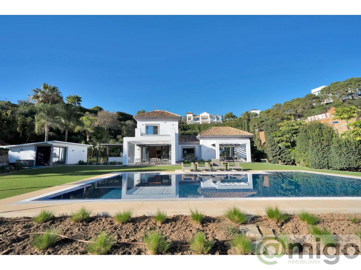 For sale of villa in Marbella