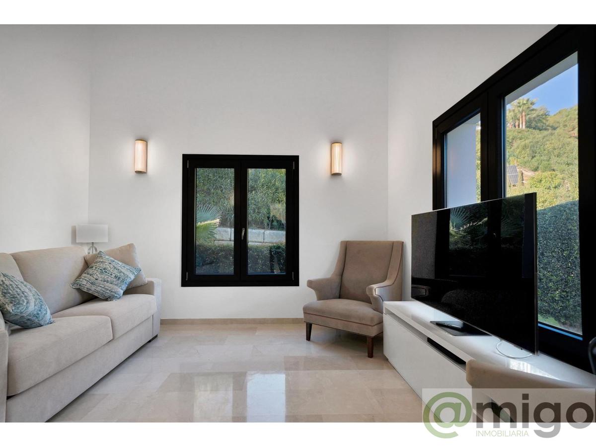 For sale of villa in Marbella