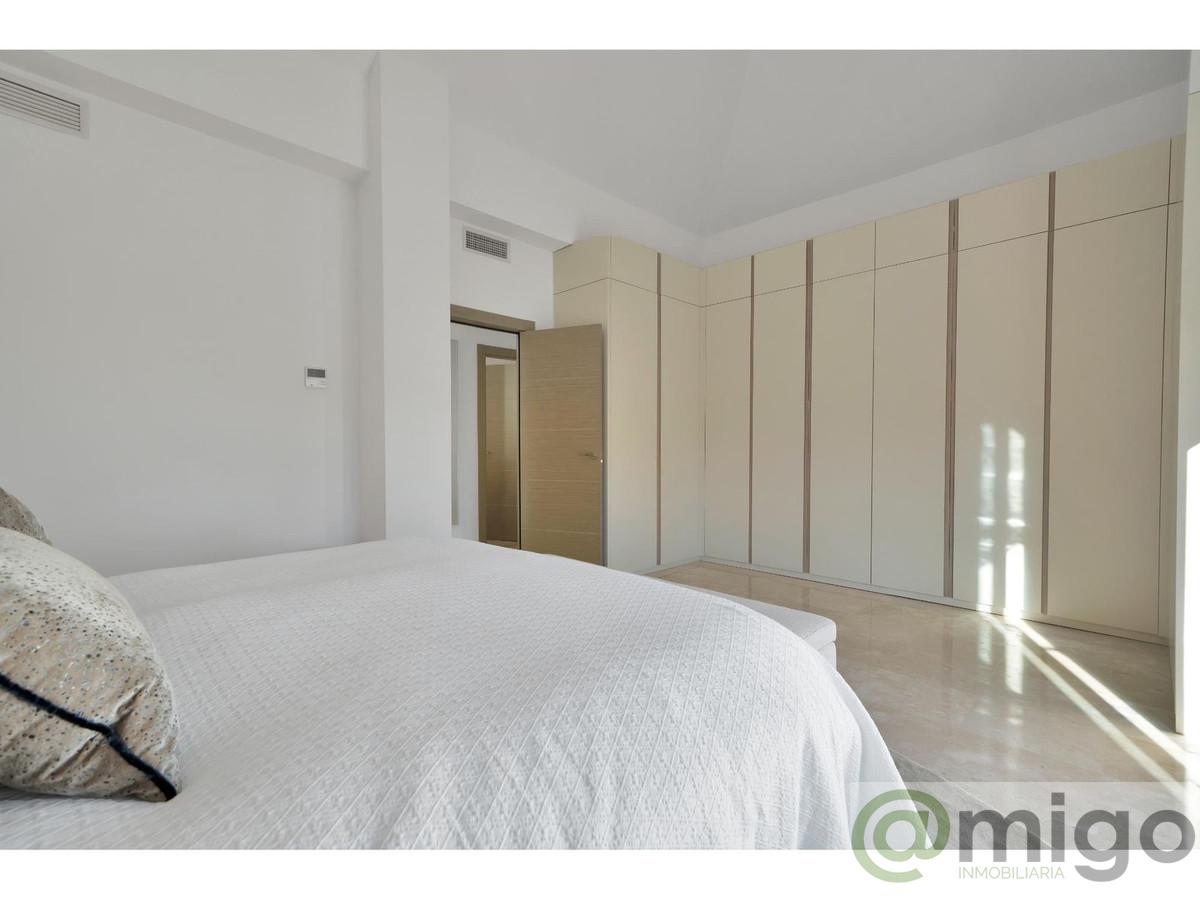 For sale of villa in Marbella