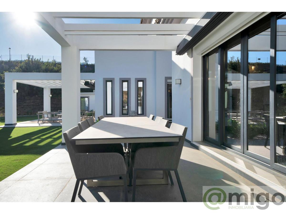 For sale of villa in Marbella