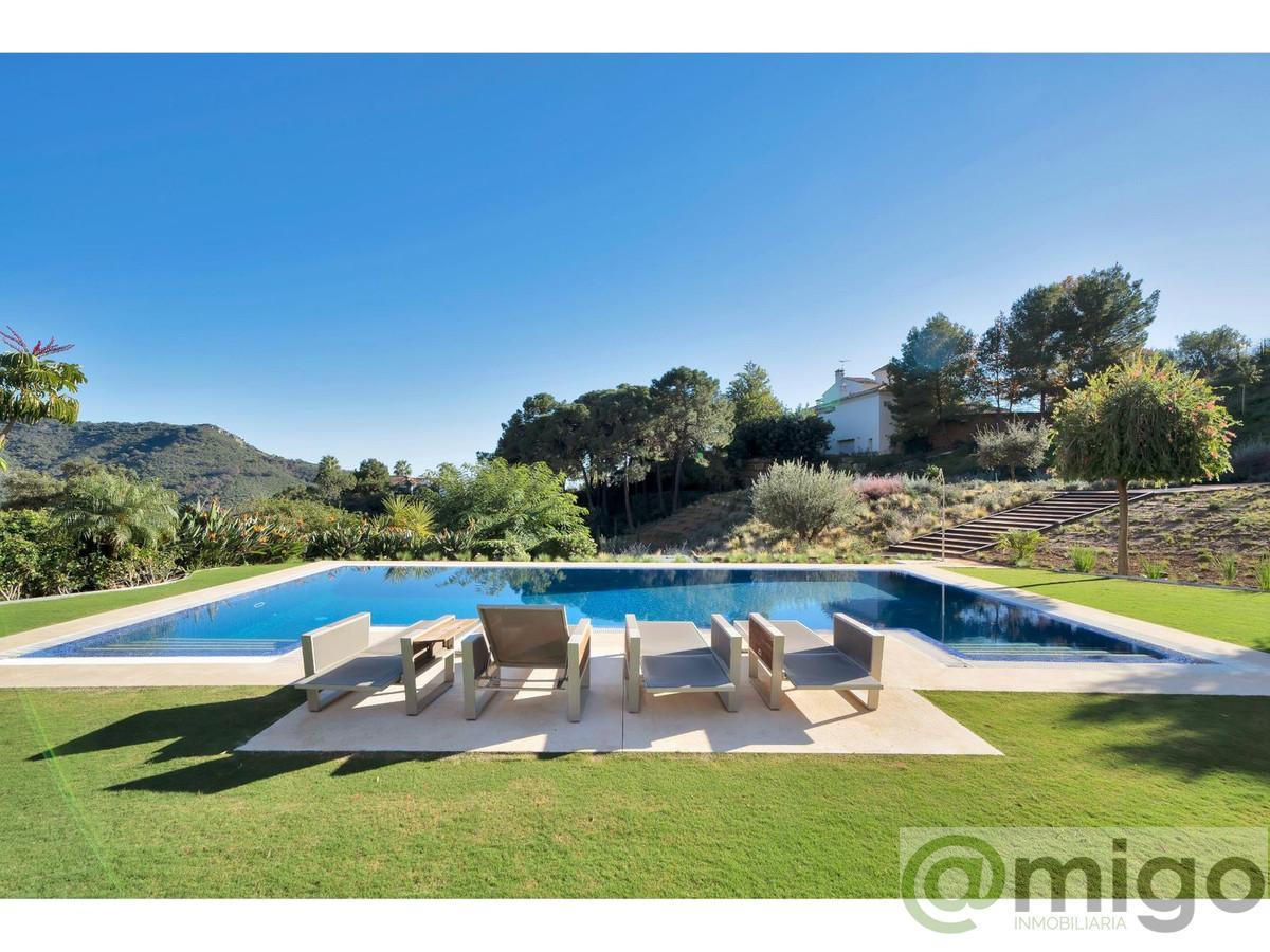For sale of villa in Marbella