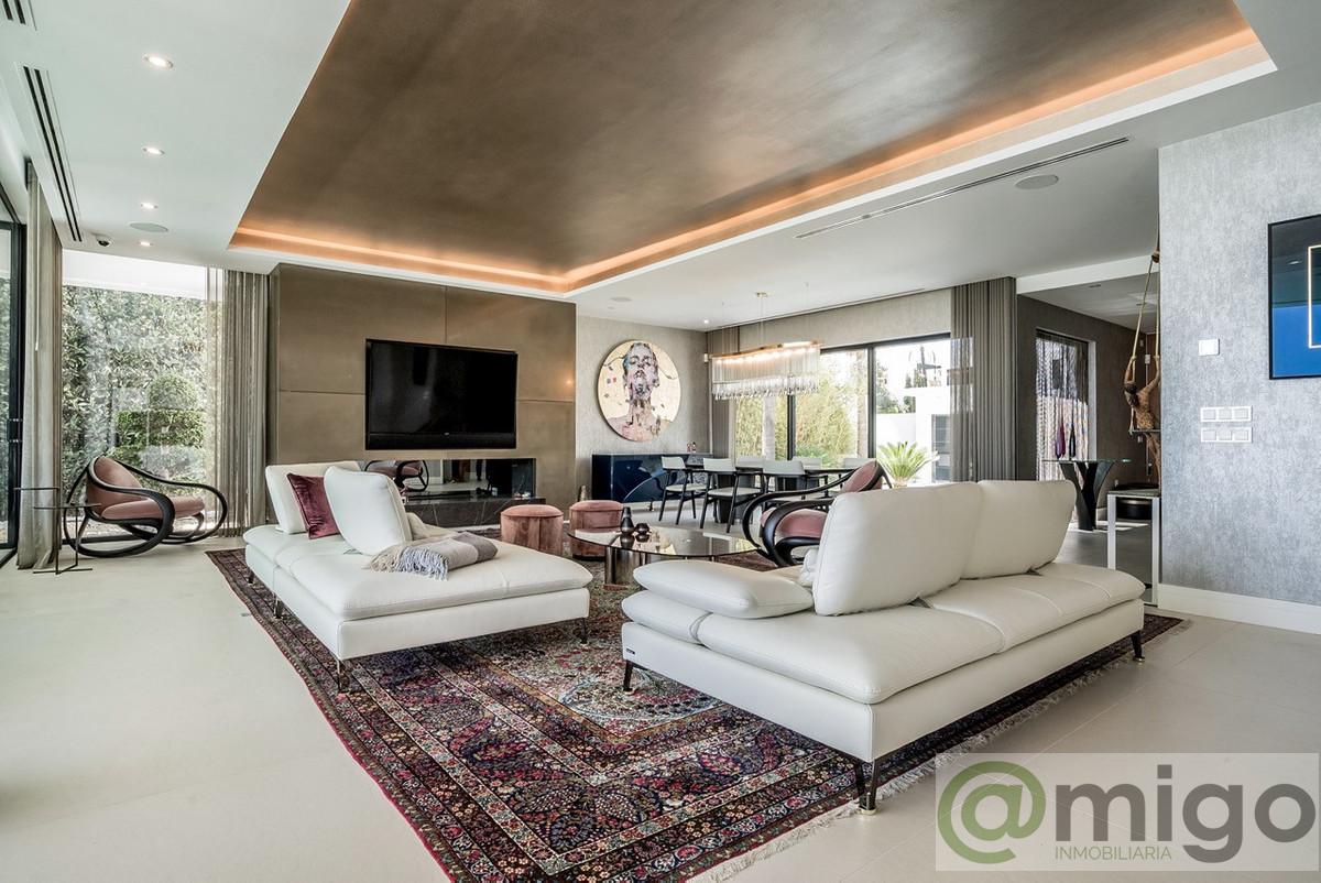 For sale of villa in Marbella