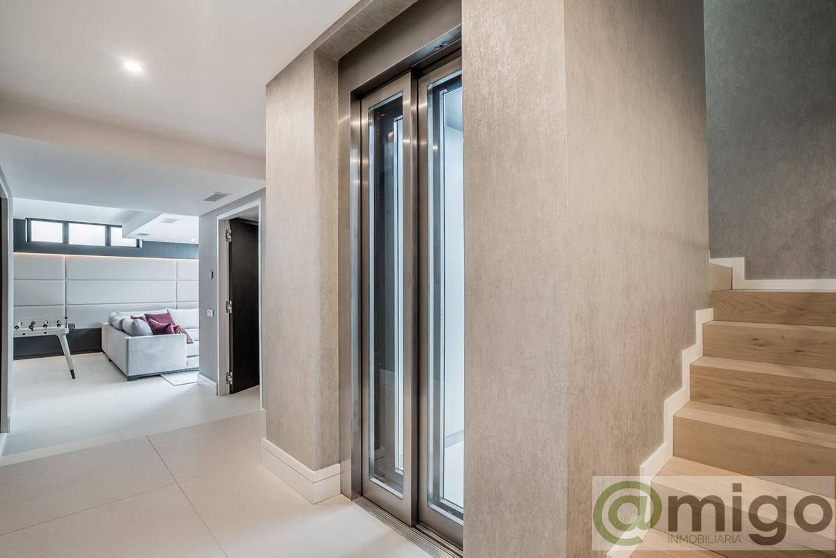 For sale of villa in Marbella