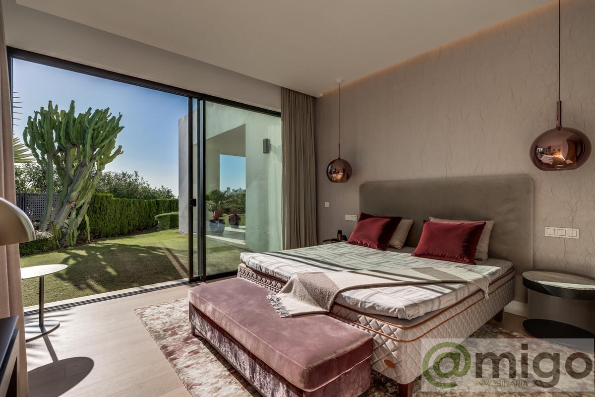 For sale of villa in Marbella