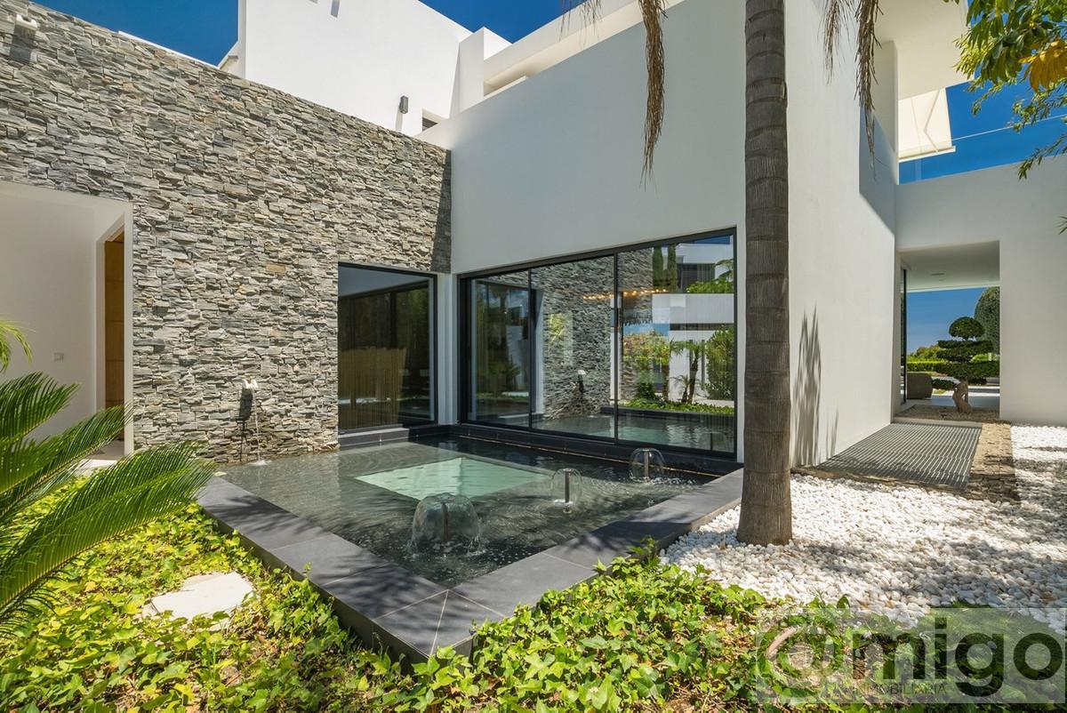 For sale of villa in Marbella