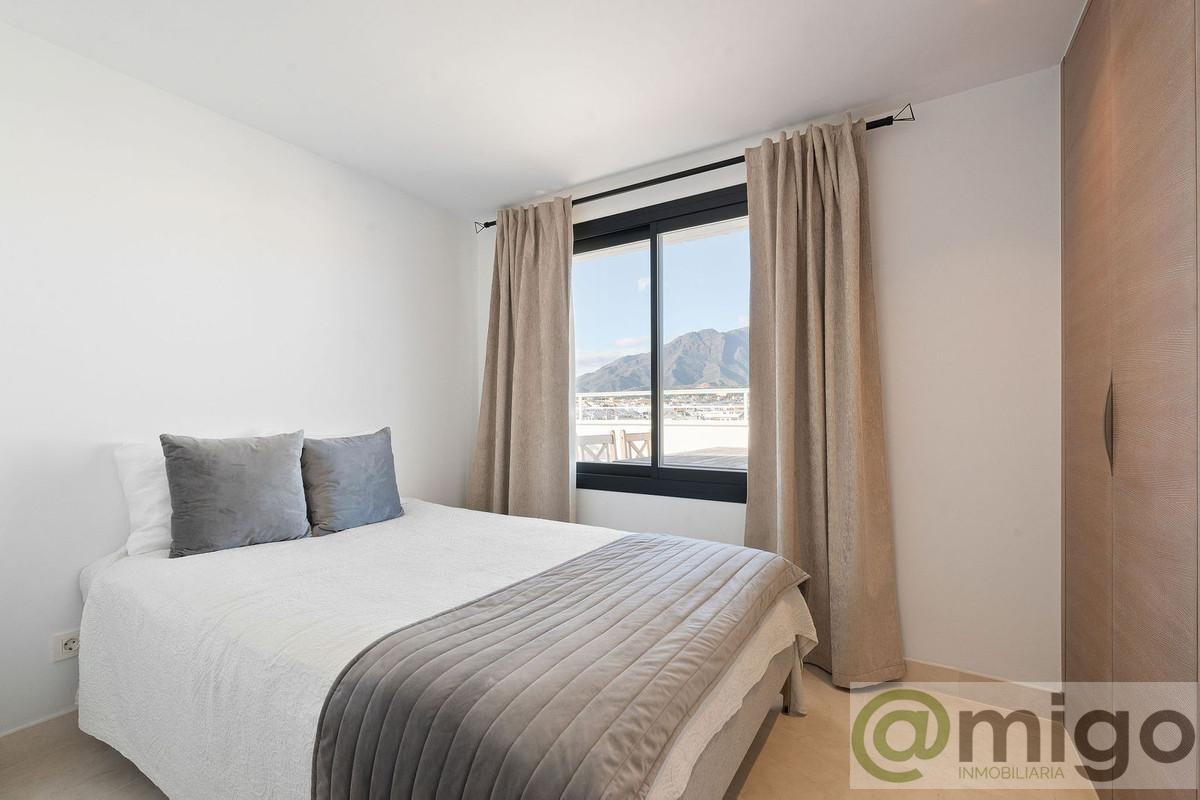 Venta de Ático en Estepona