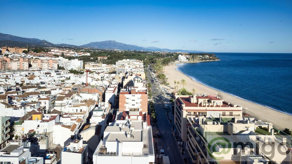 Venta de Ático en Estepona