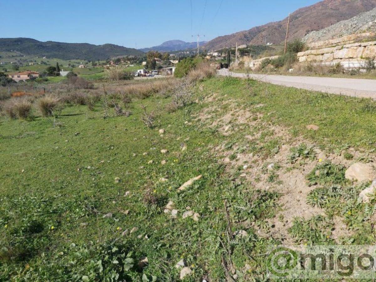 For sale of land in Estepona