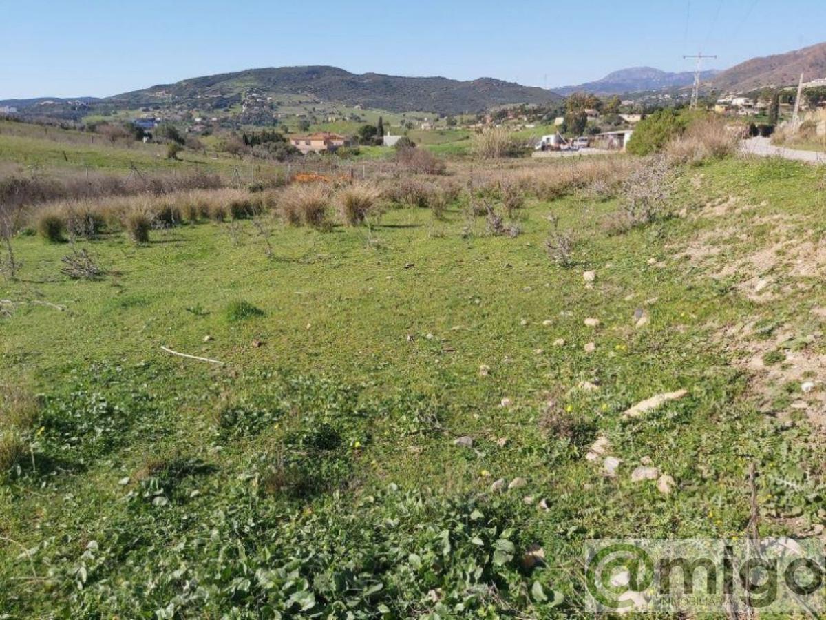 For sale of land in Estepona