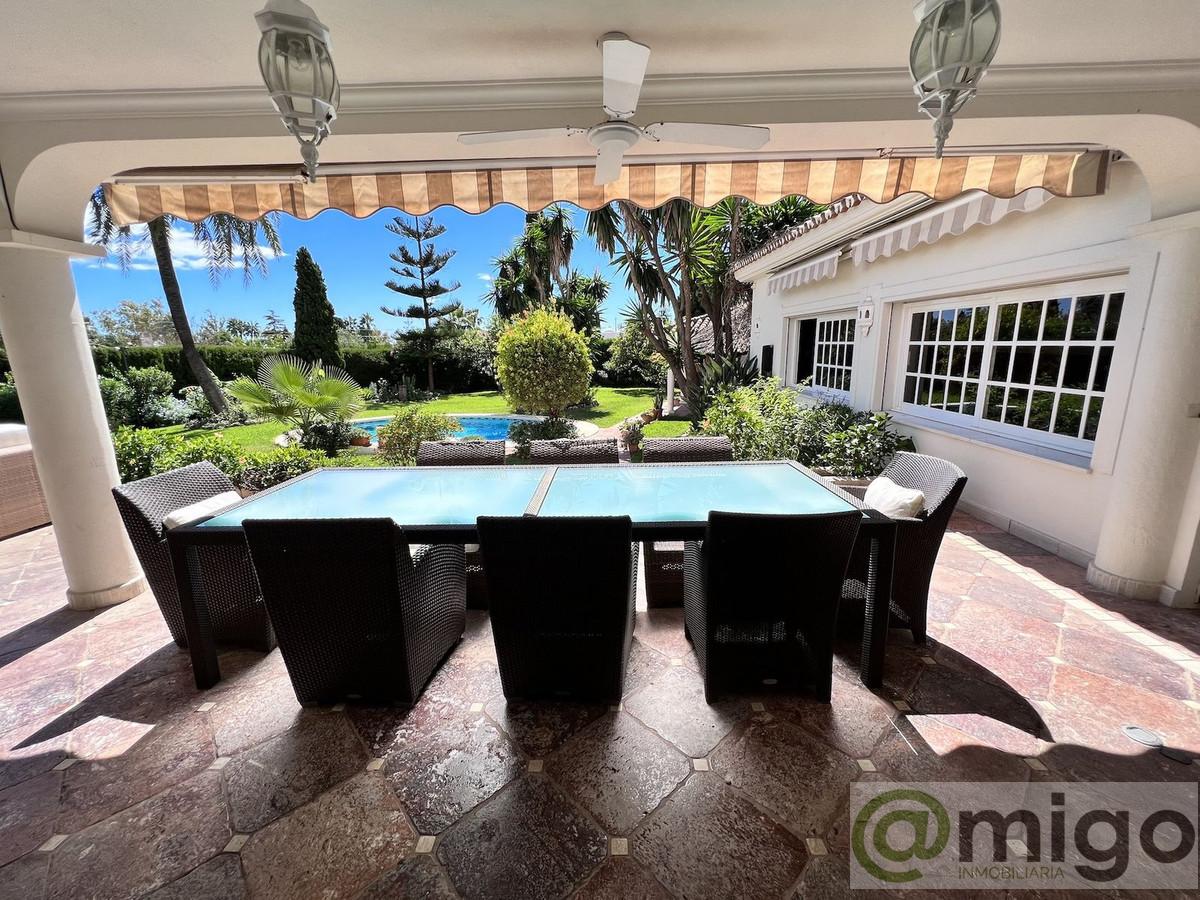 For sale of villa in Marbella