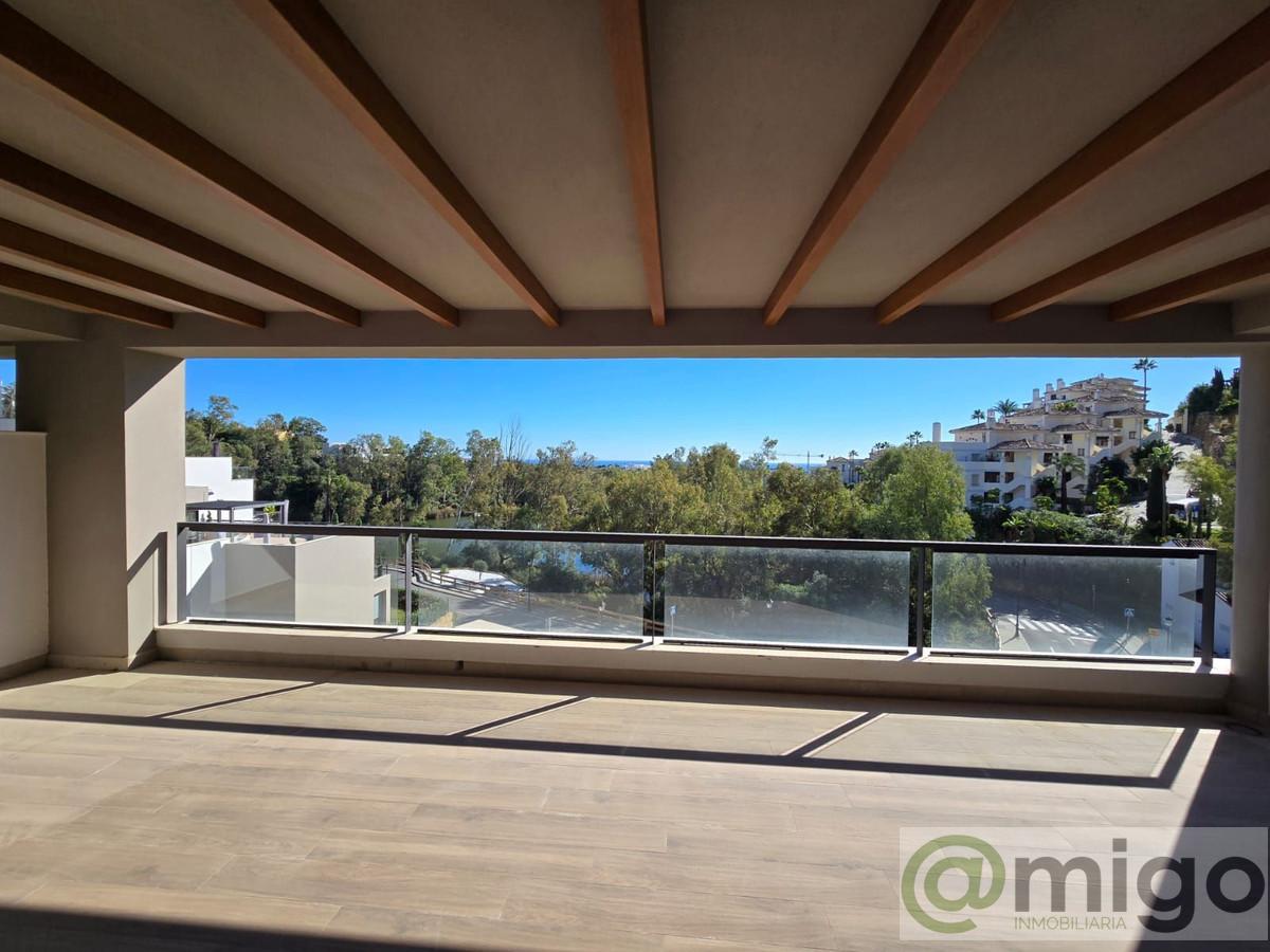 For sale of apartment in Marbella