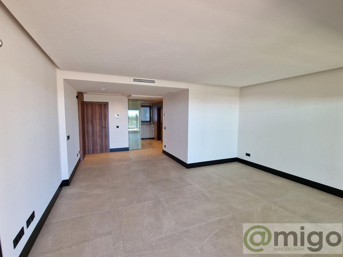 For sale of apartment in Marbella