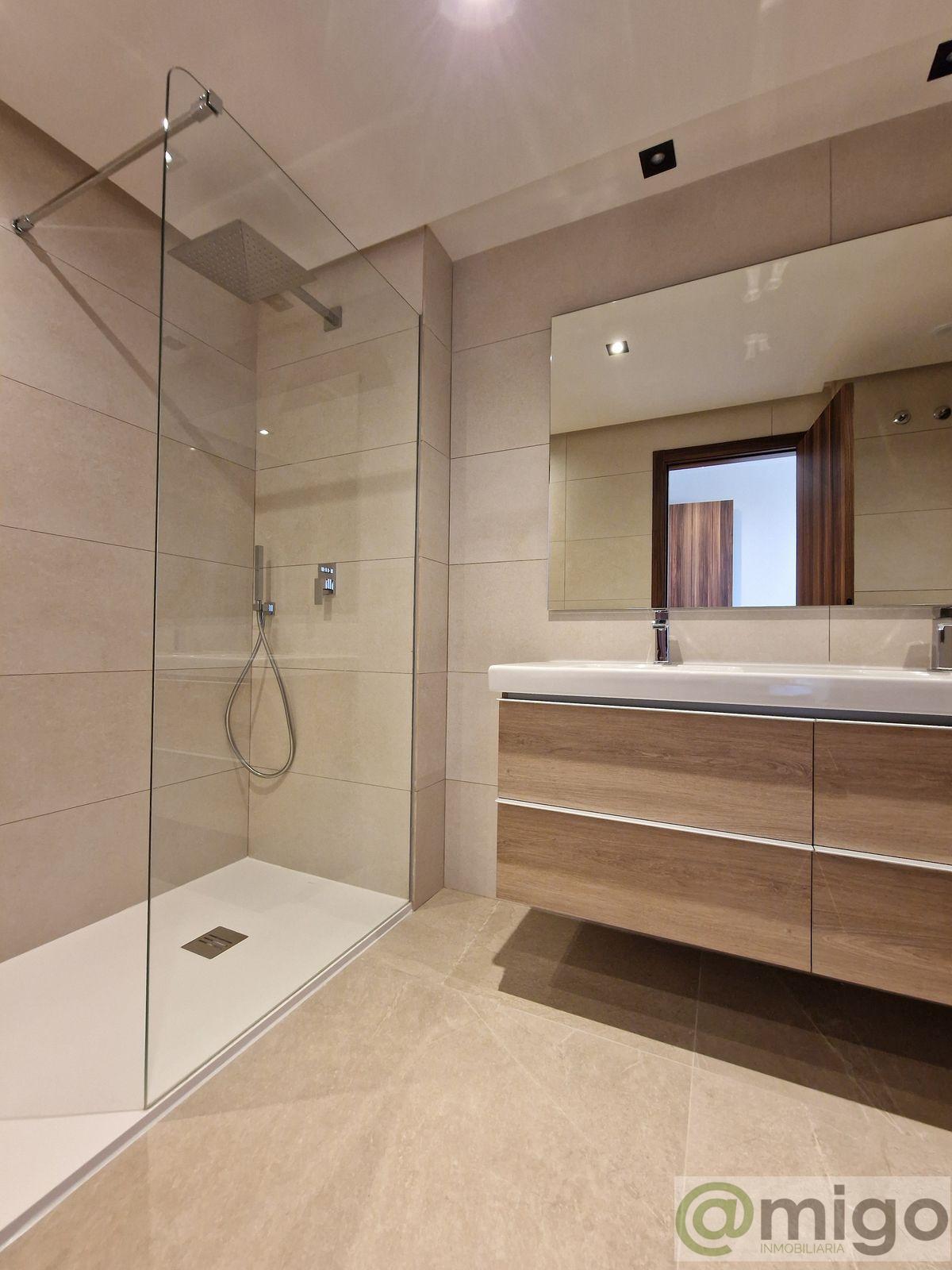 For sale of apartment in Marbella