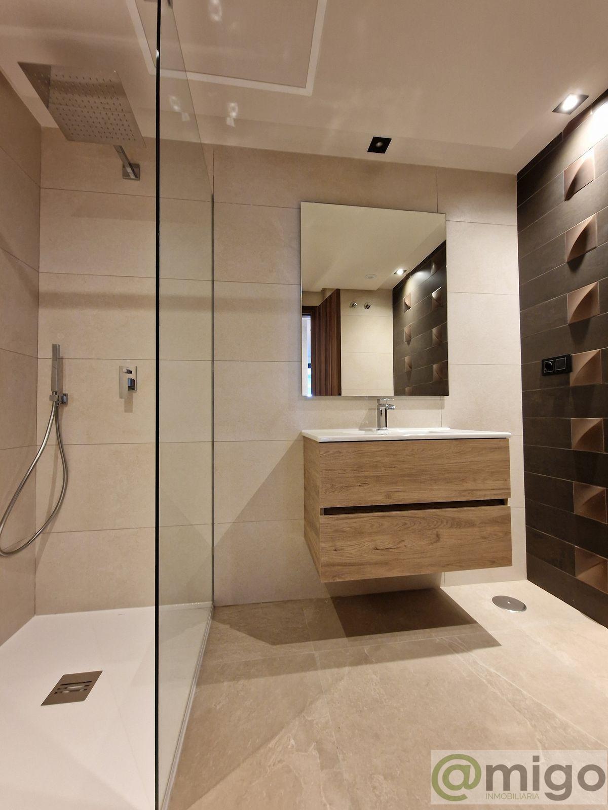 For sale of apartment in Marbella