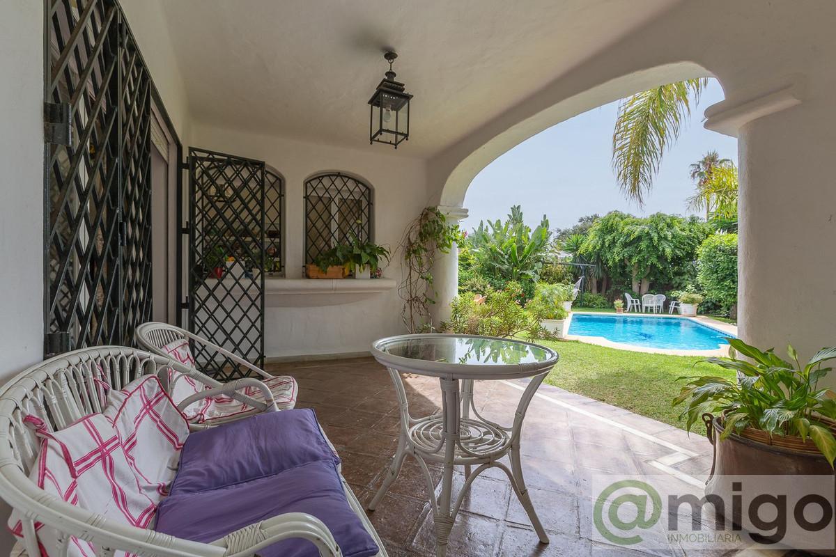 For sale of villa in Marbella