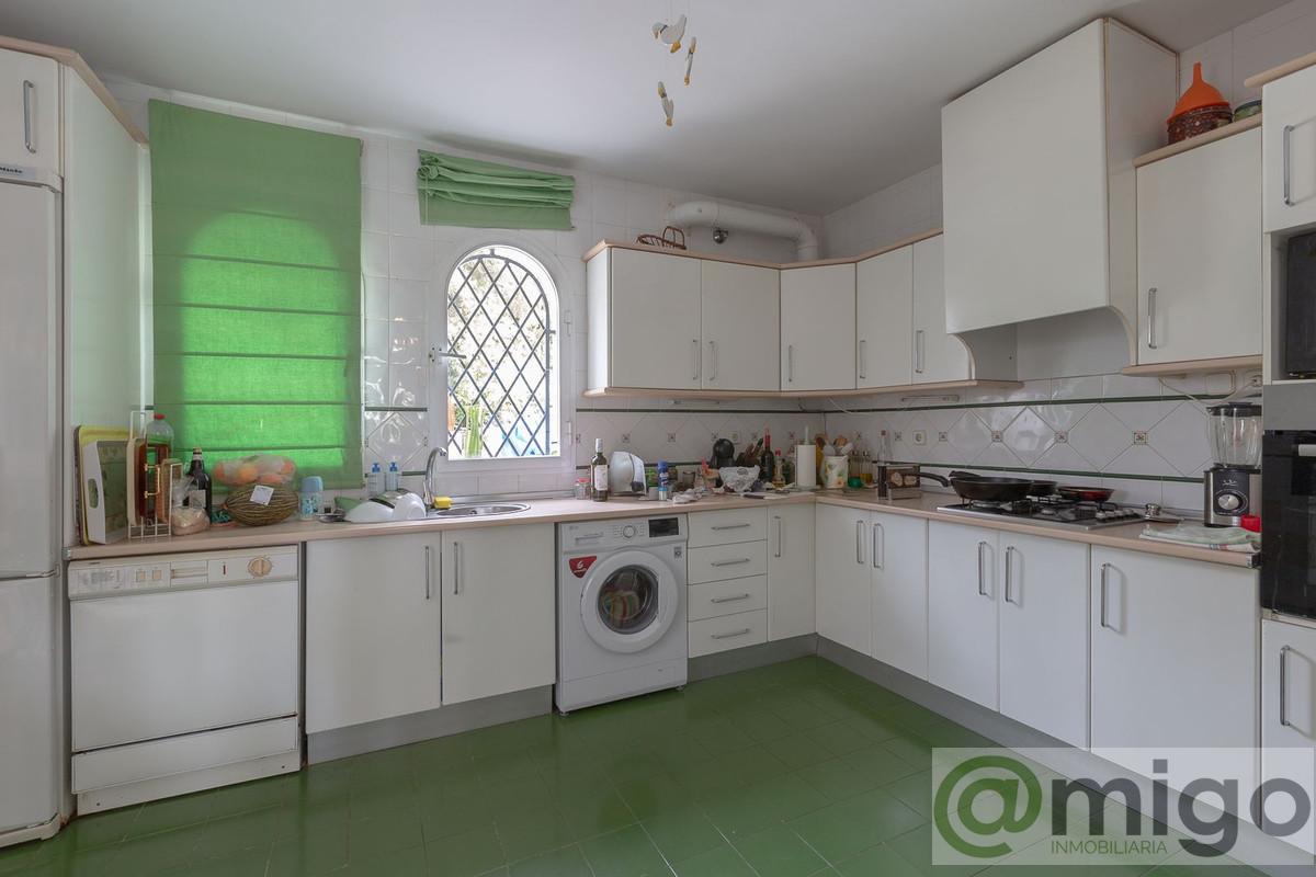 For sale of villa in Marbella