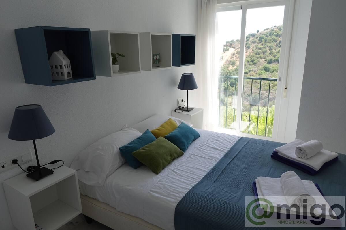 For sale of apartment in Calahonda