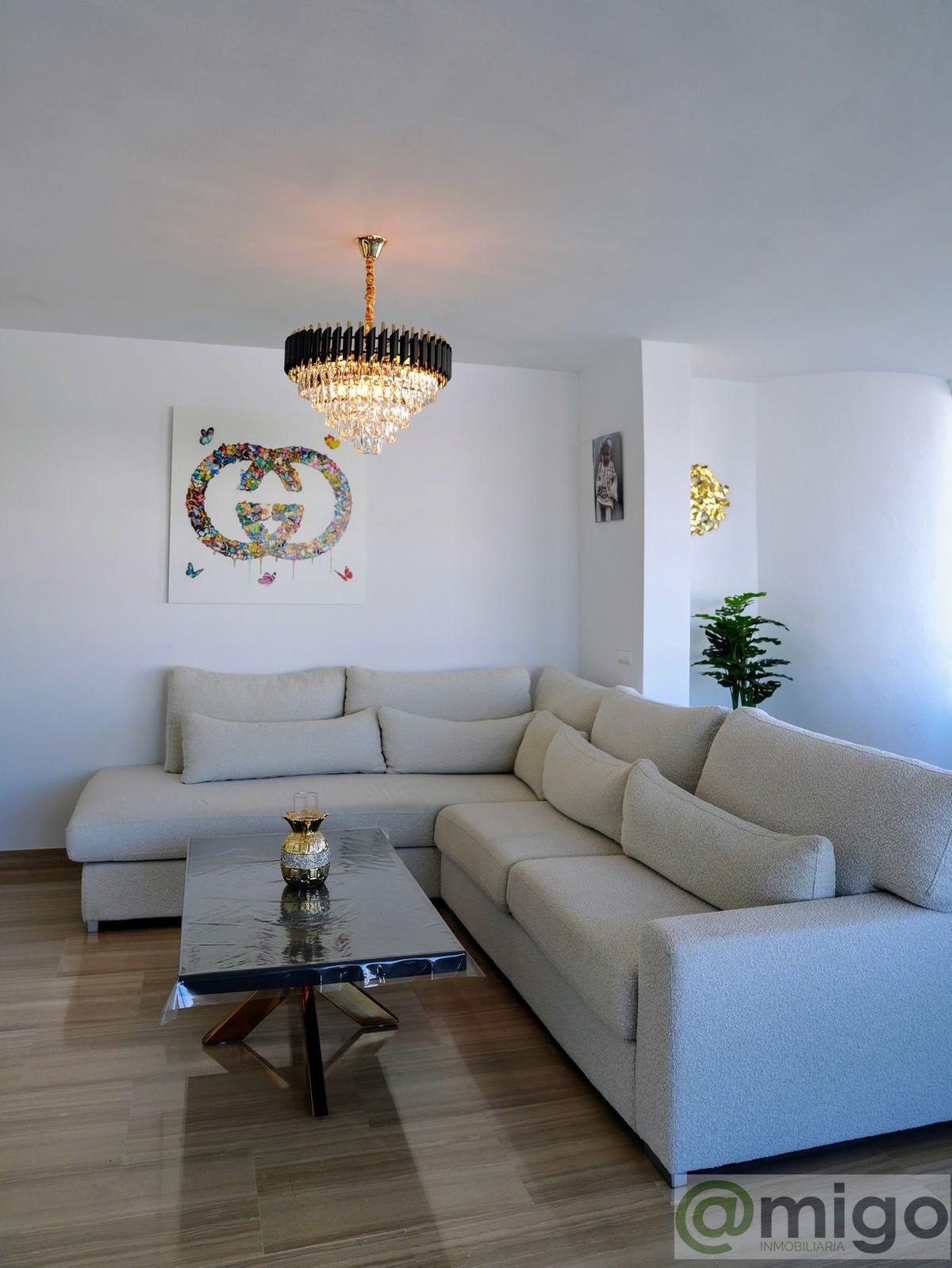 For sale of penthouse in Benalmadena Costa