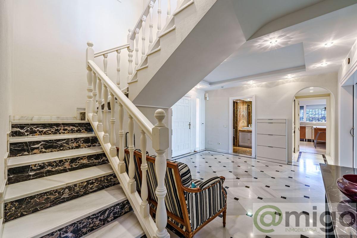 For sale of villa in Benamara
