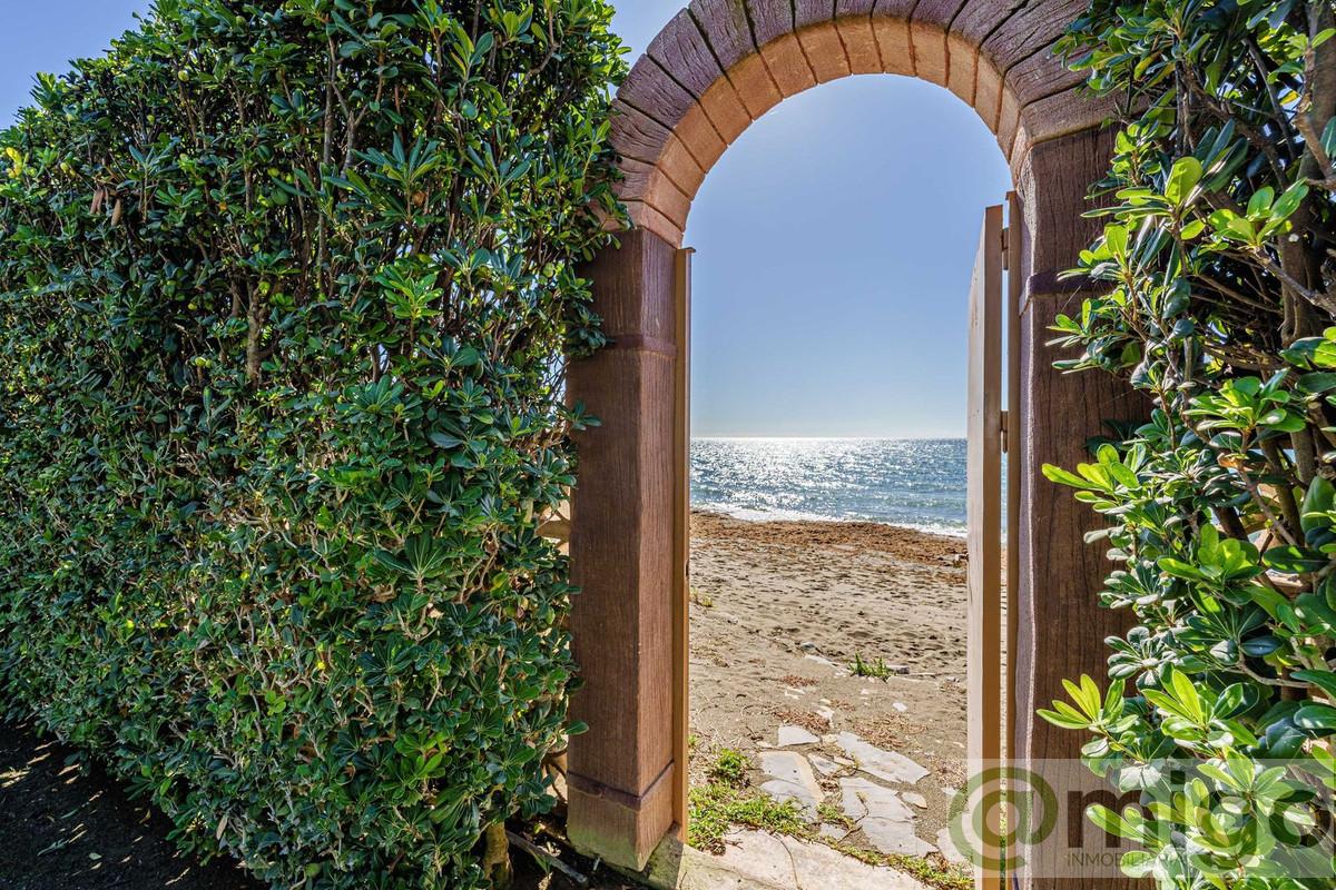 For sale of villa in Benamara