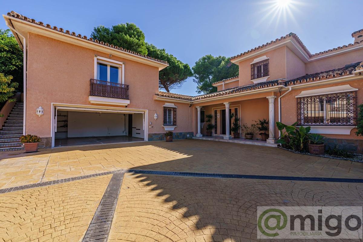 For sale of villa in Benamara