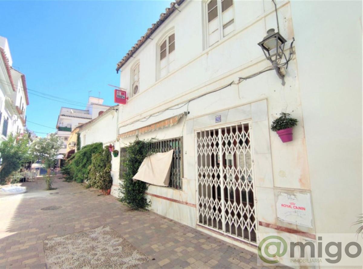 For sale of land in Estepona