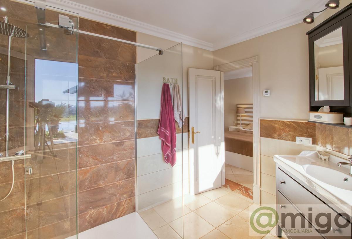 Venta de villa en Estepona