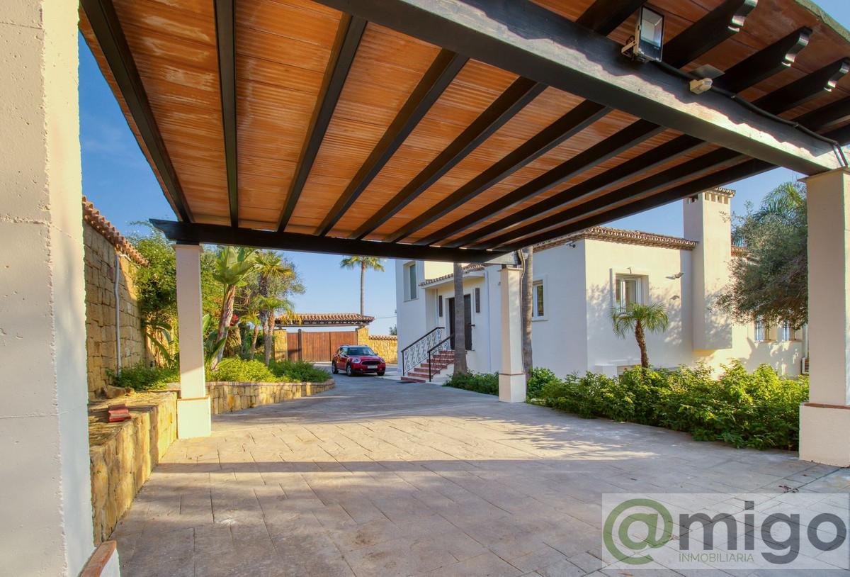 Venta de villa en Estepona