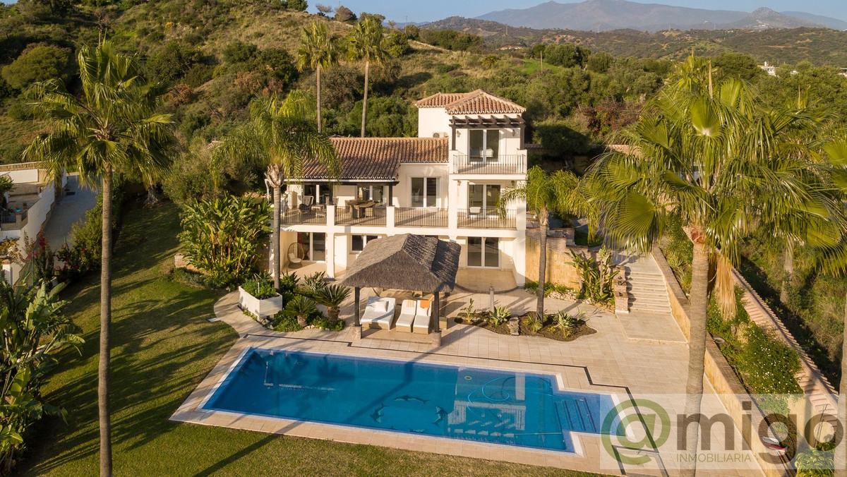 Venta de villa en Estepona