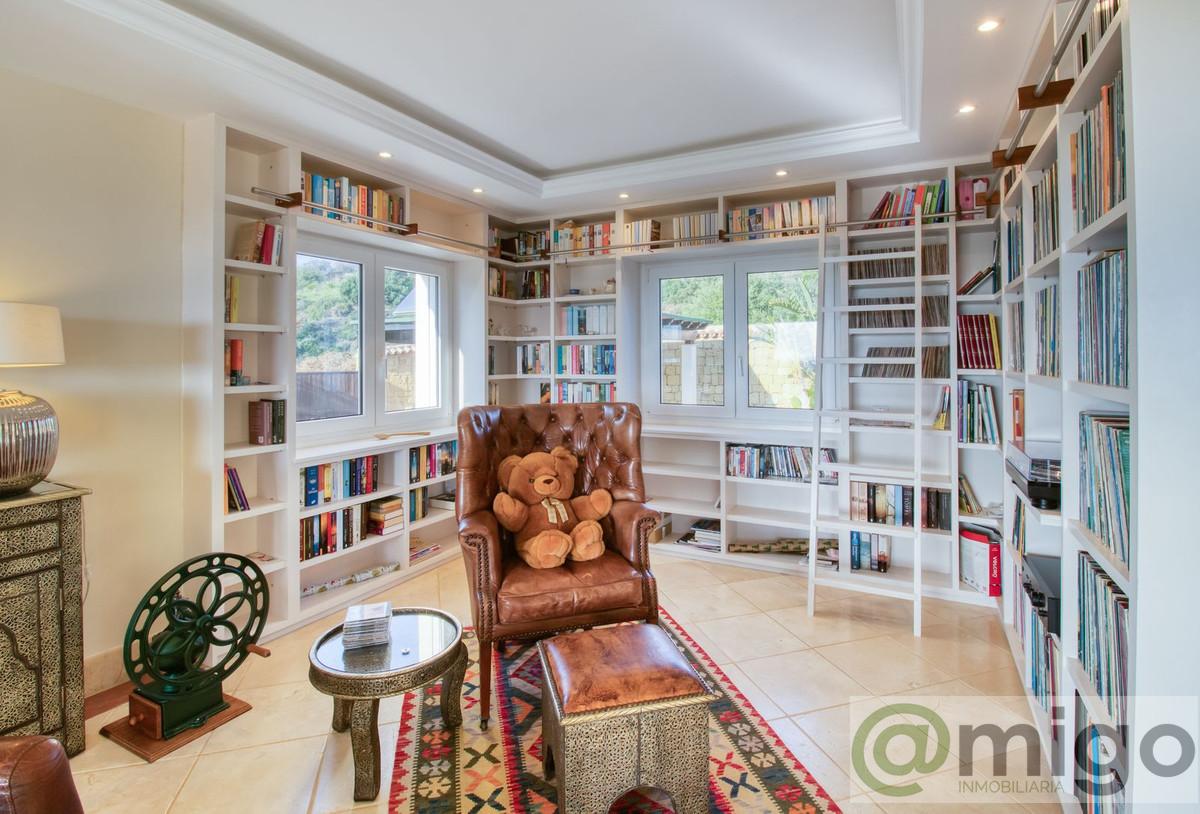 Venta de villa en Estepona