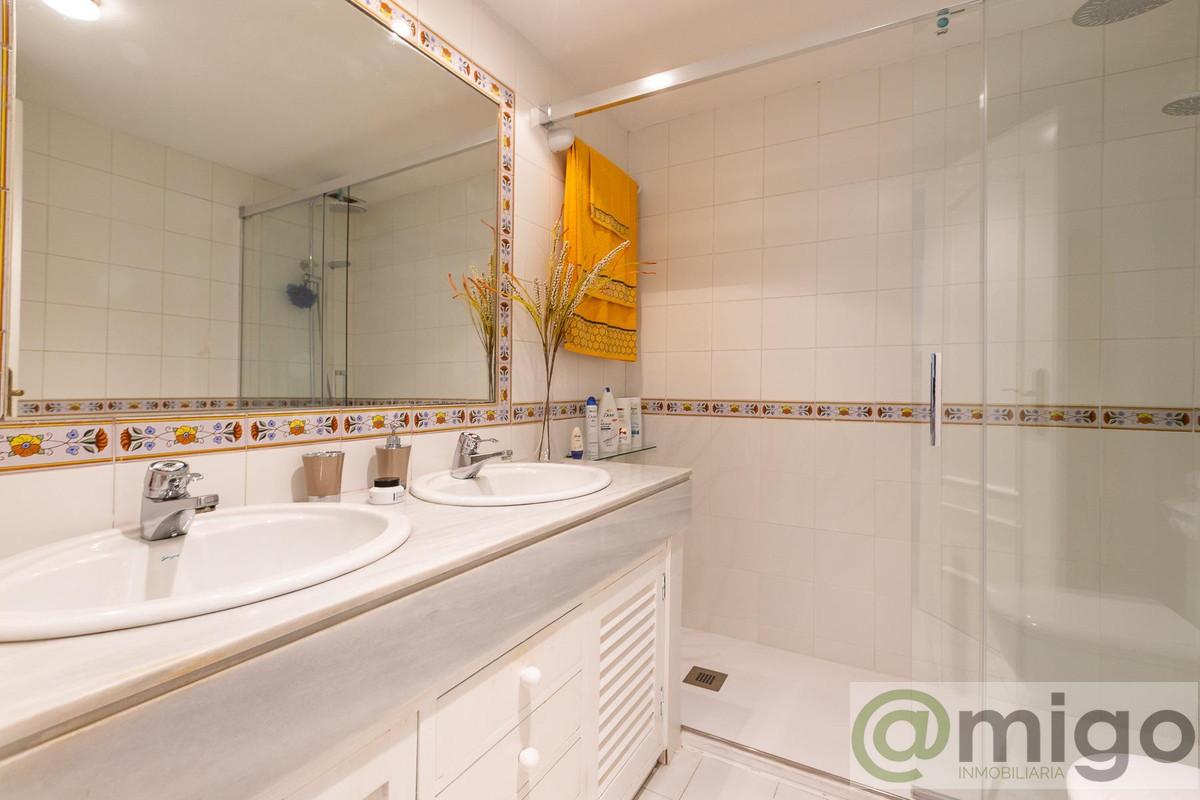 Venta de villa en Estepona