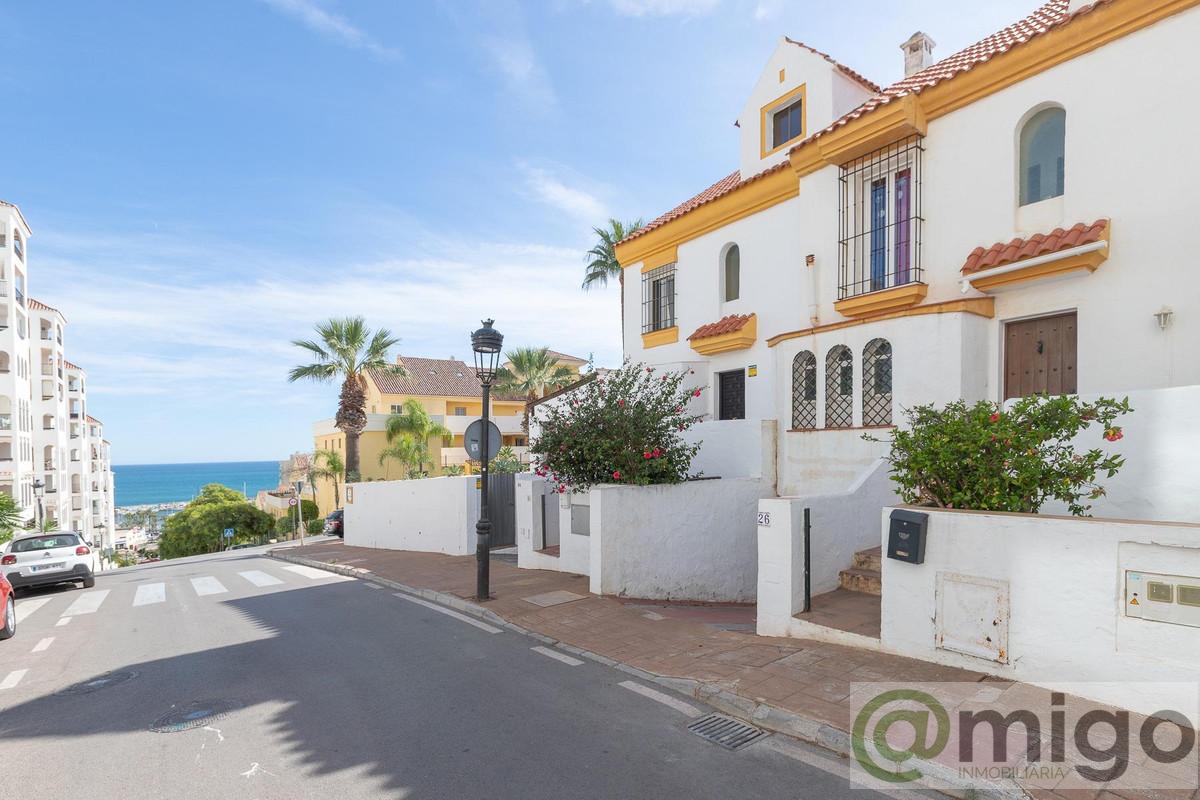 Venta de villa en Estepona