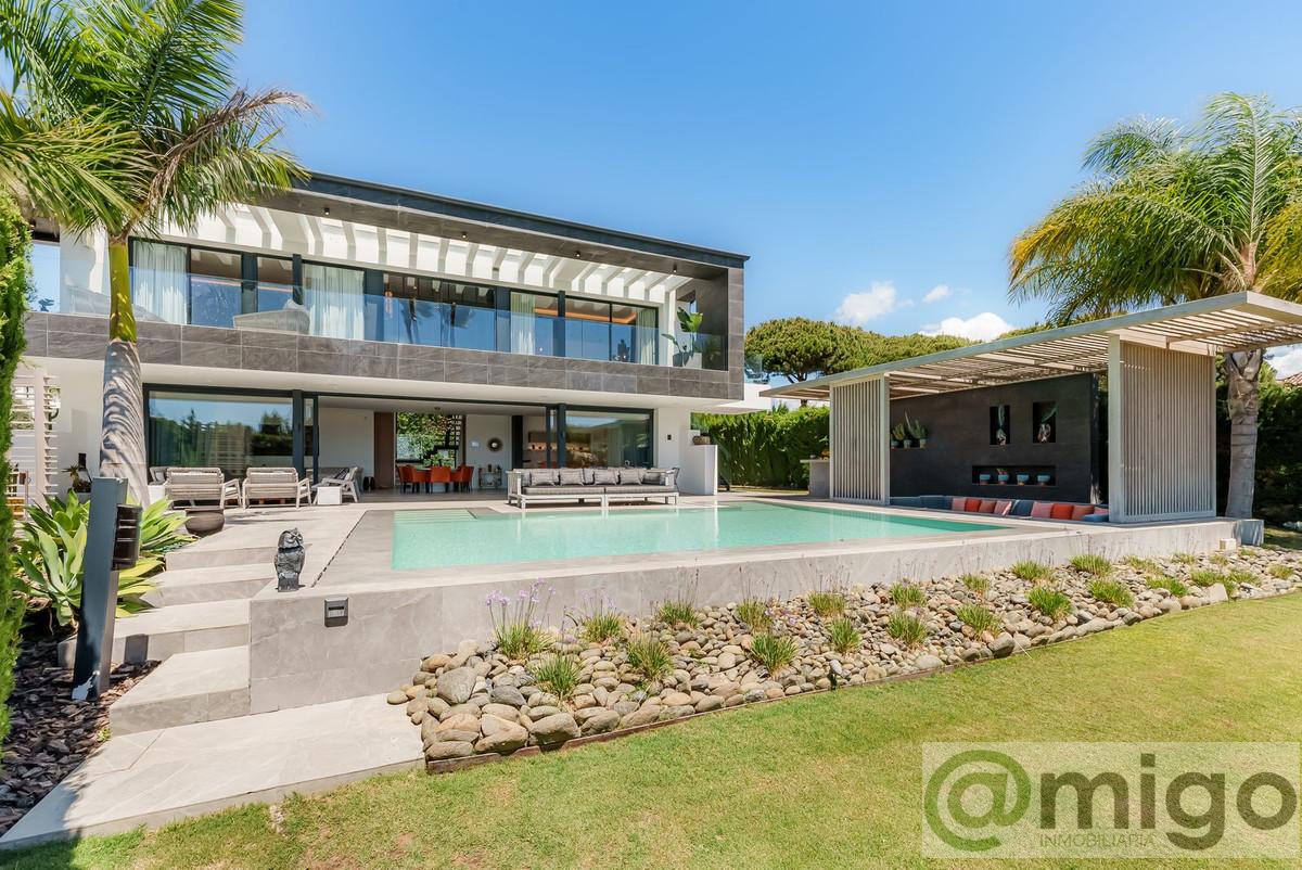 For sale of villa in Marbella