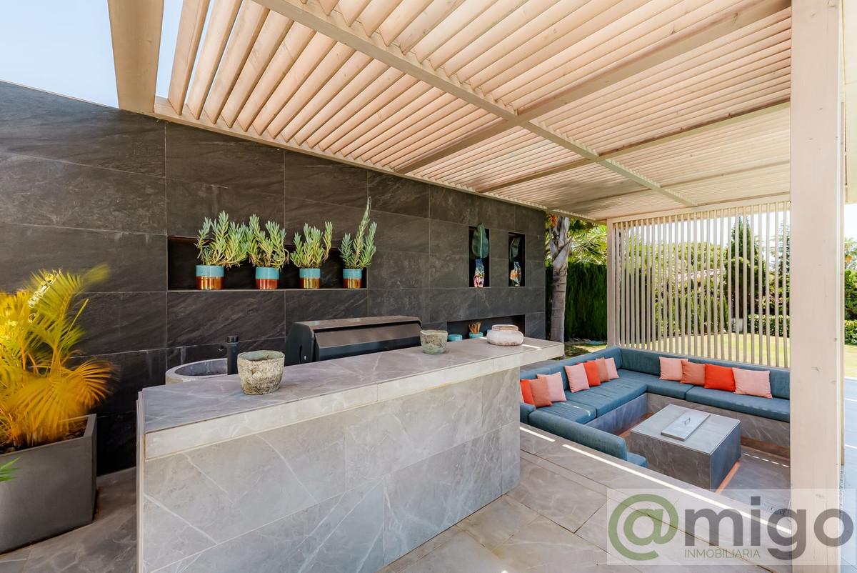 For sale of villa in Marbella