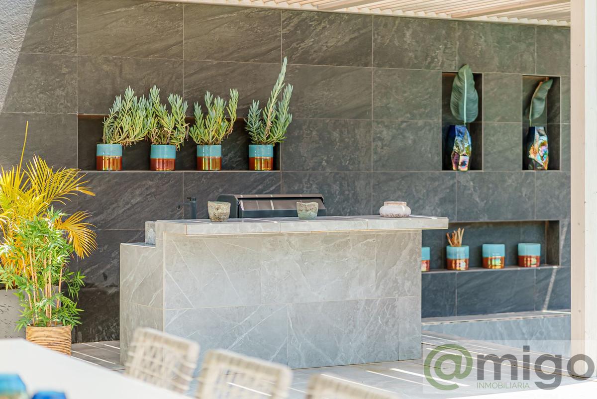 For sale of villa in Marbella