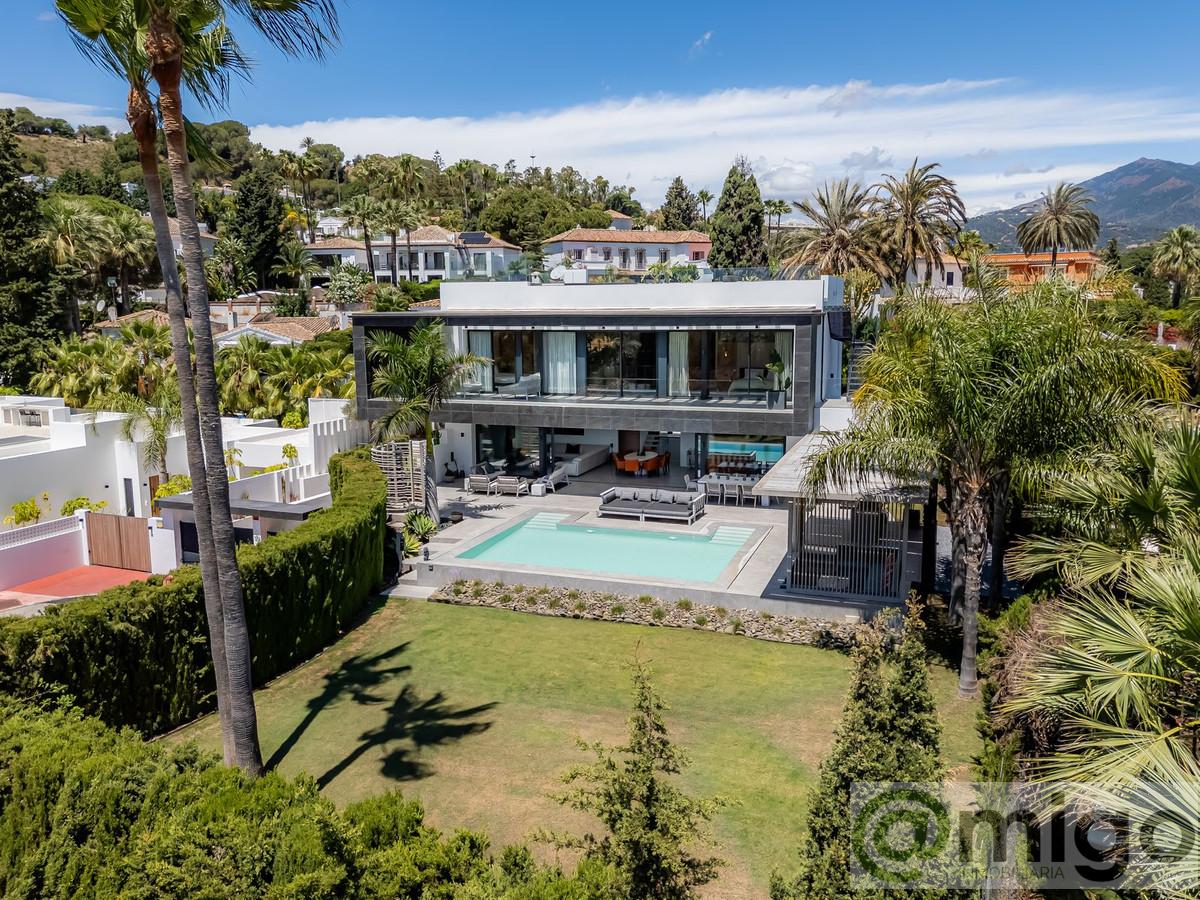 For sale of villa in Marbella