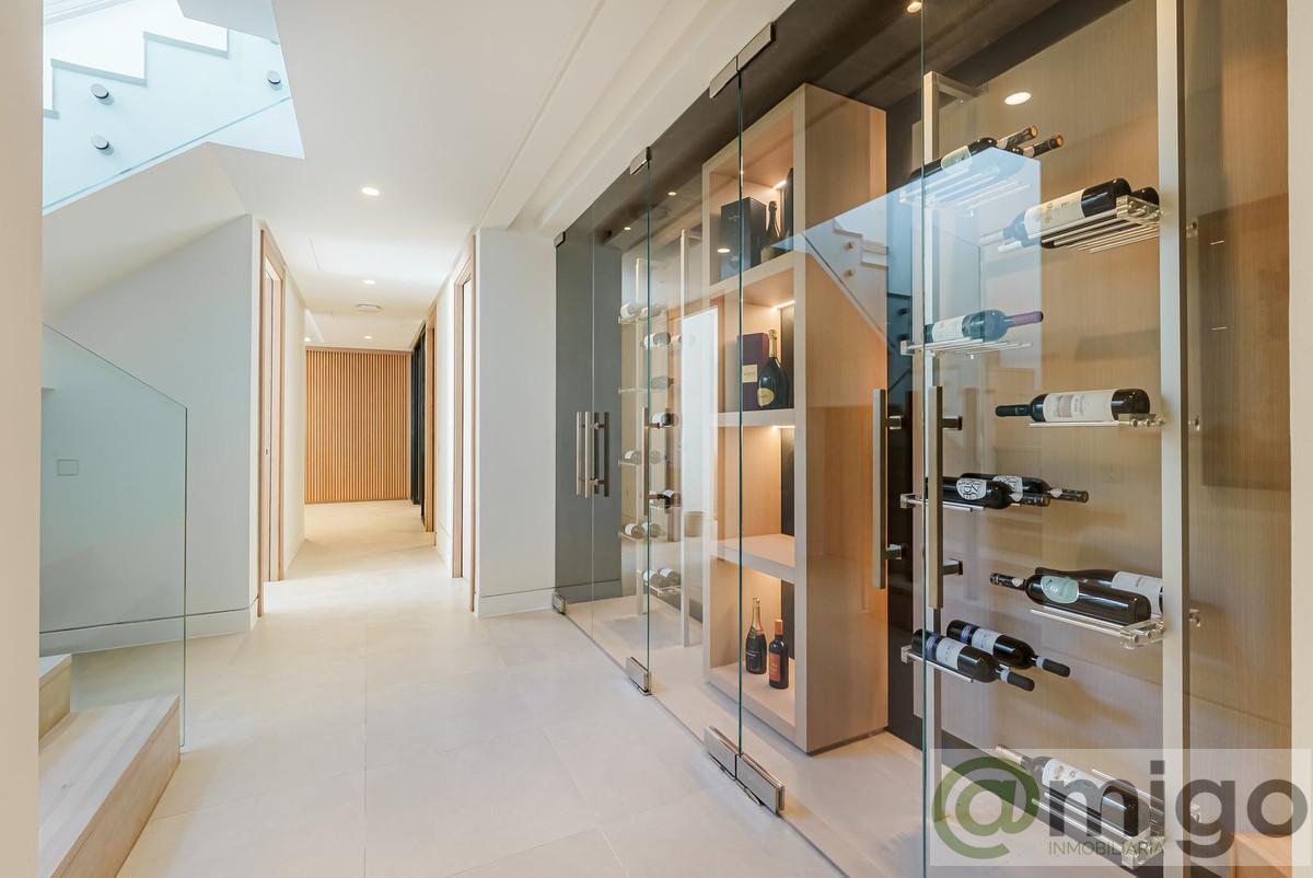 For sale of villa in Marbella