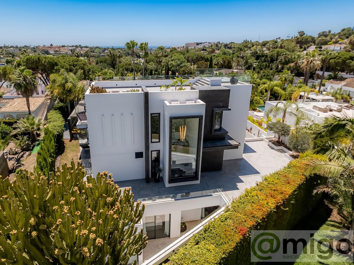 For sale of villa in Marbella