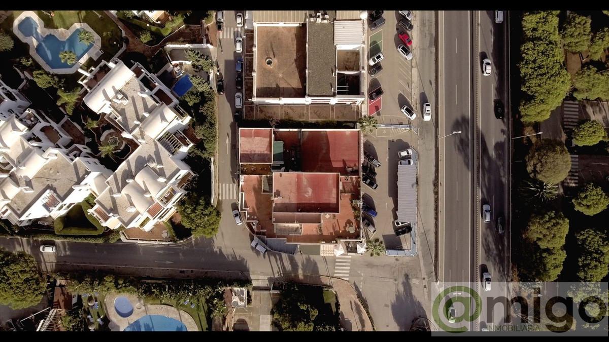 For sale of commercial in Marbella