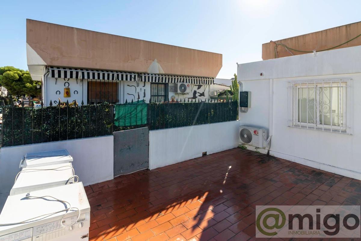 For sale of commercial in Marbella