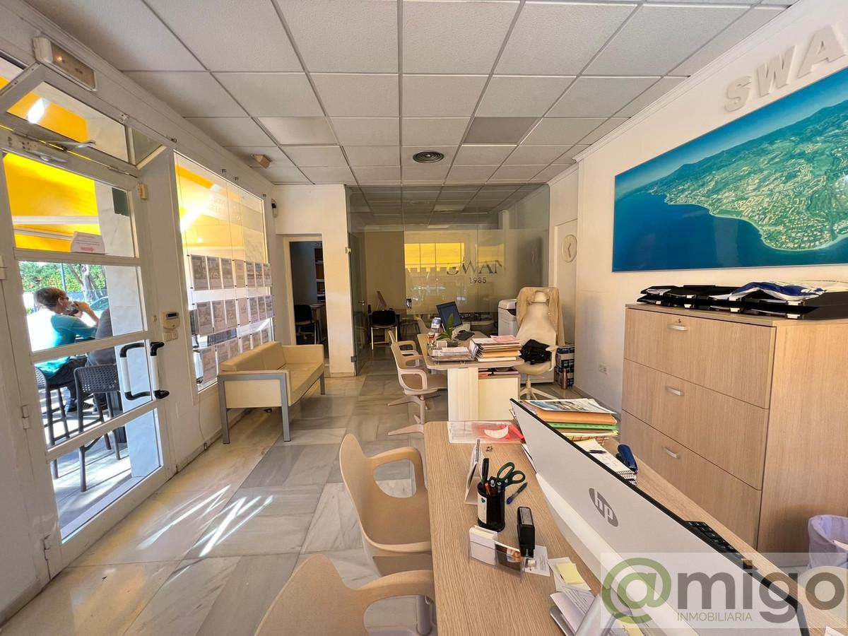 For sale of commercial in Marbella