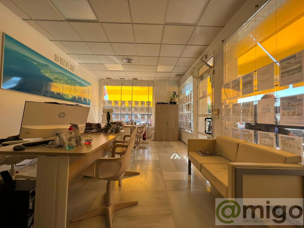 For sale of commercial in Marbella