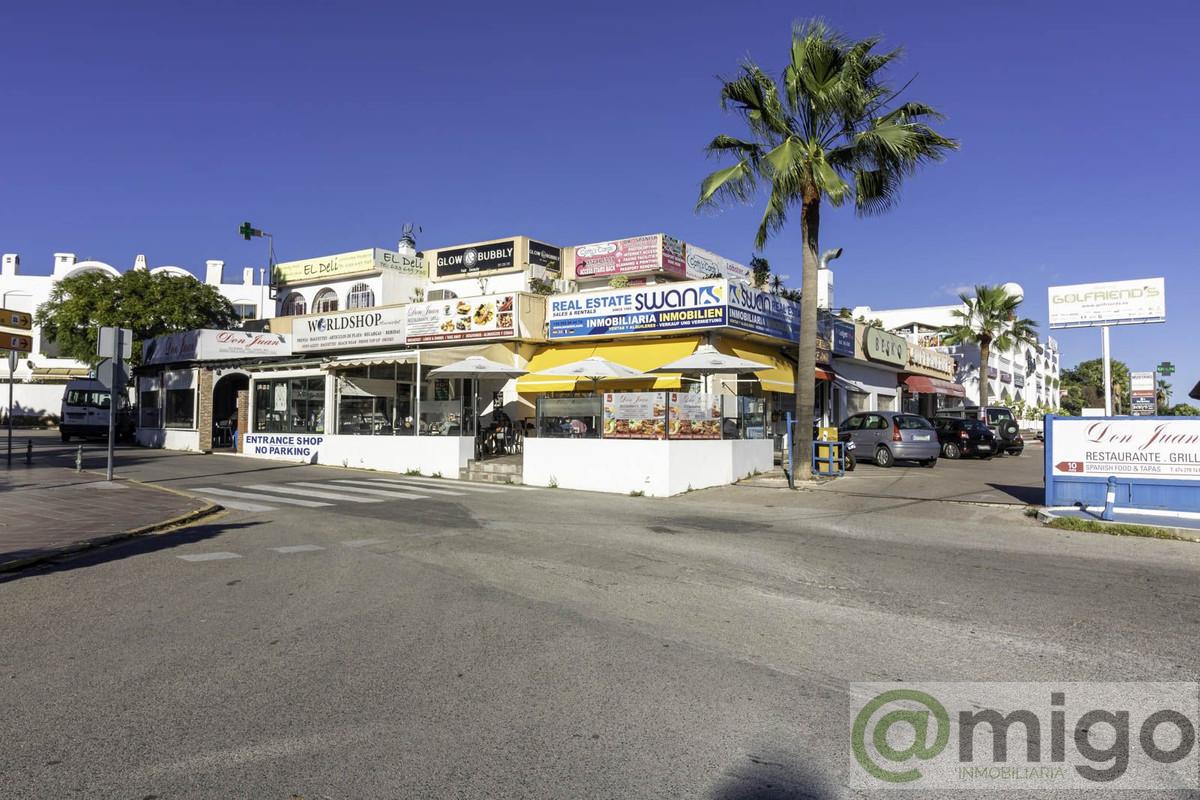 For sale of commercial in Marbella
