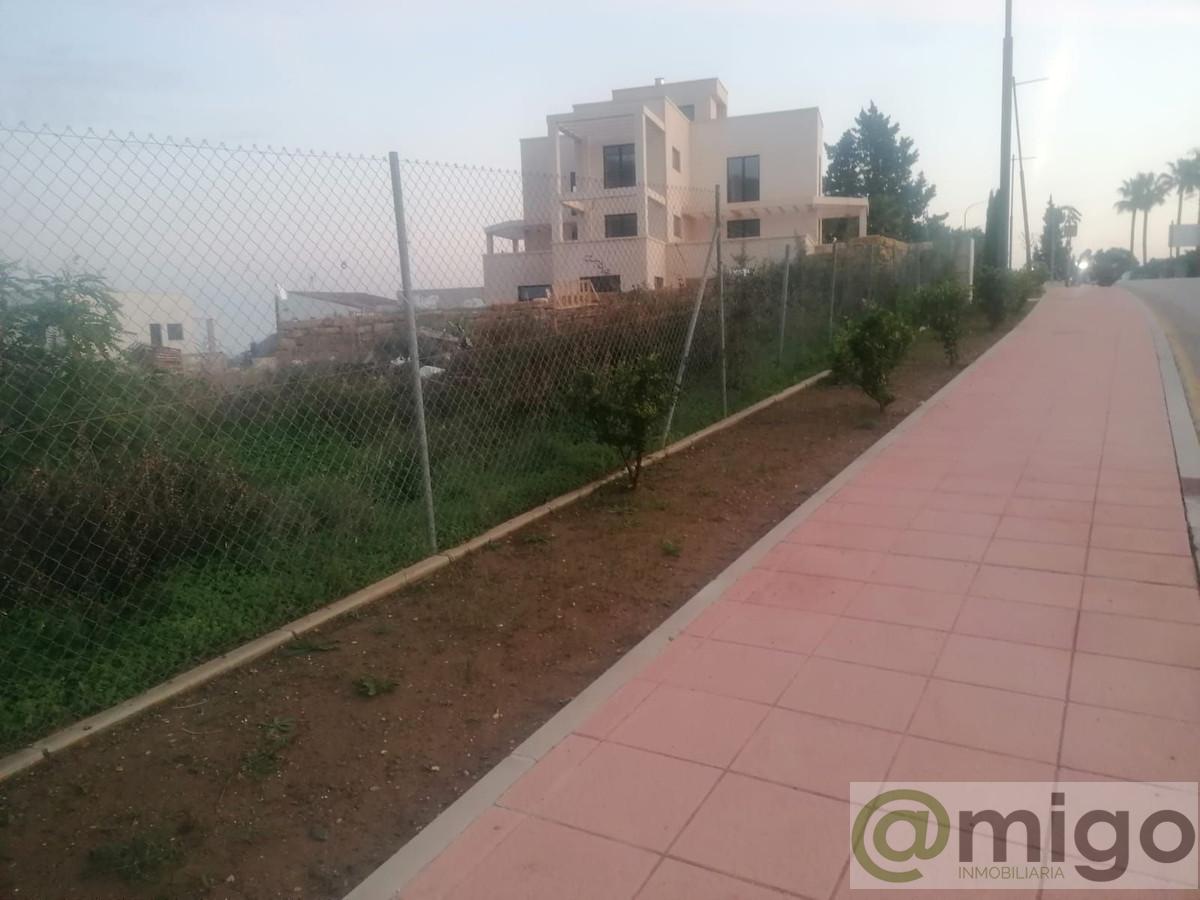 For sale of land in Valle Romano