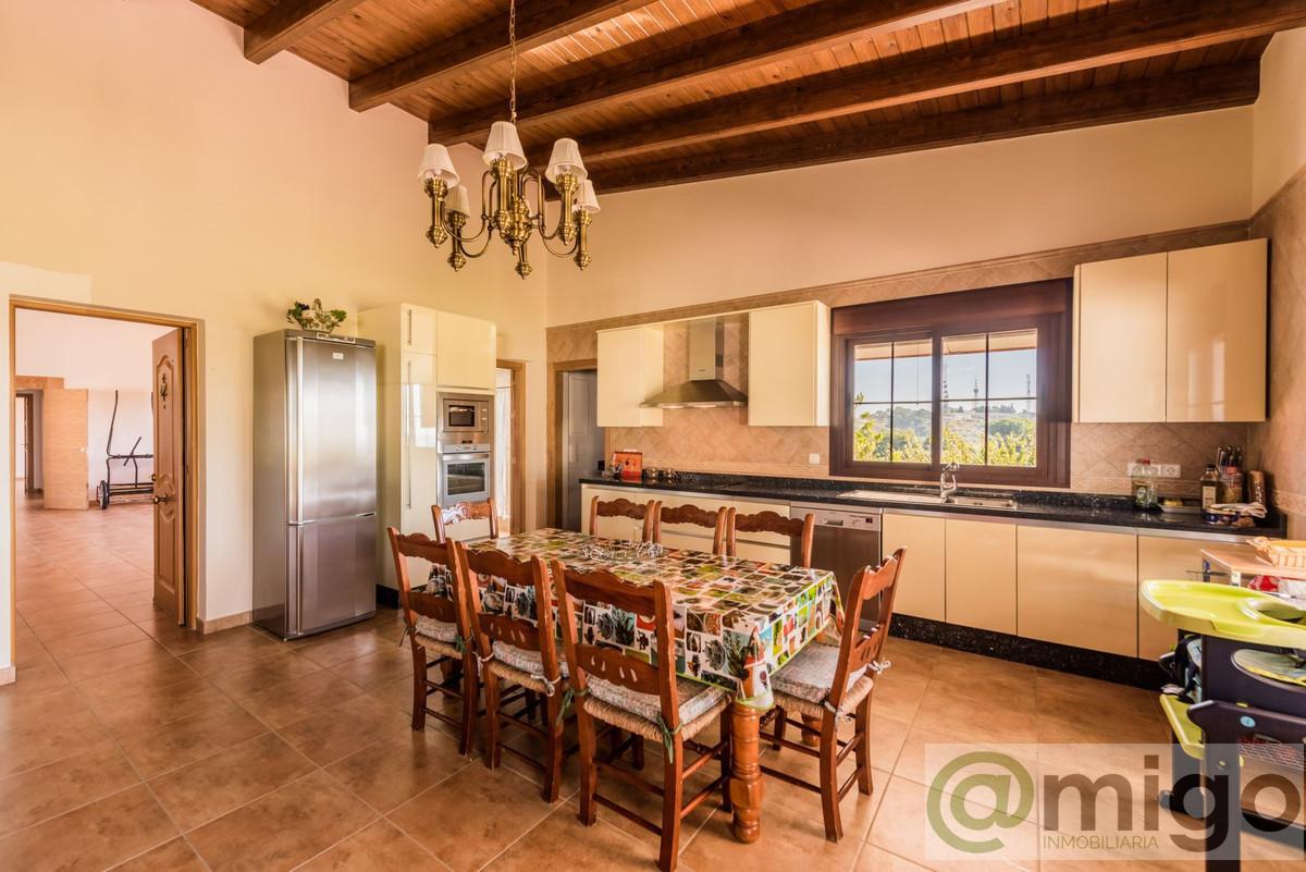 Venta de villa en Estepona