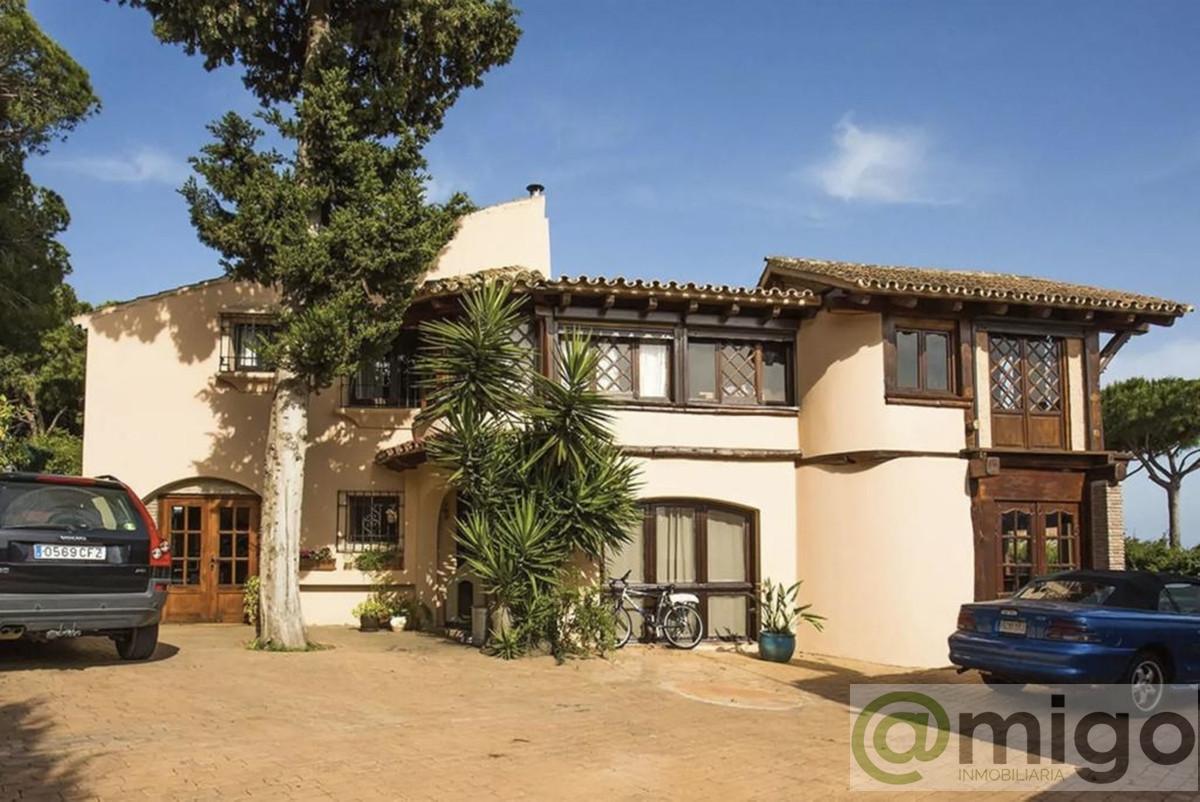 For sale of villa in Marbella