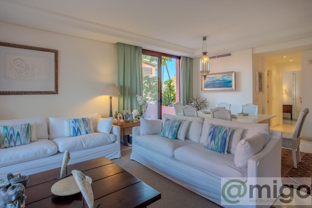 Venta de Ático en Estepona