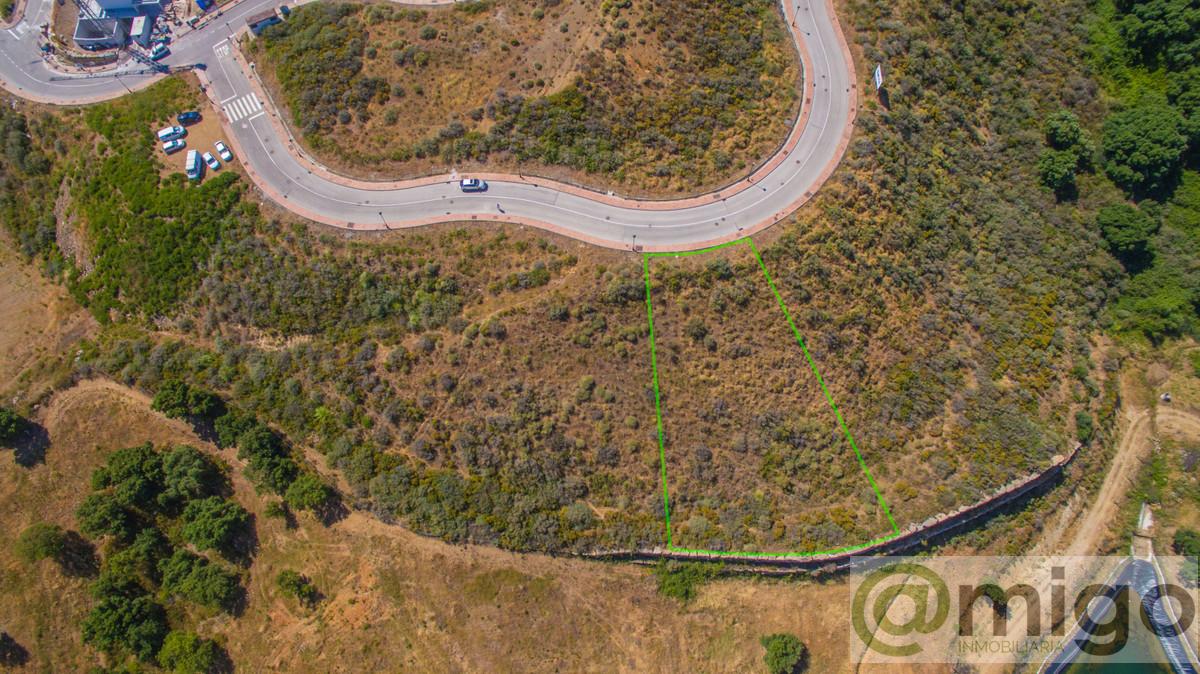 For sale of land in La Cala Golf