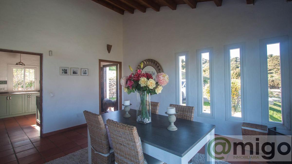 Venta de villa en Casares