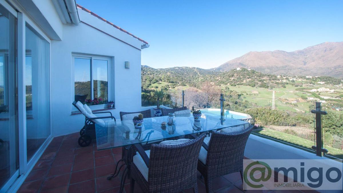 Venta de villa en Casares